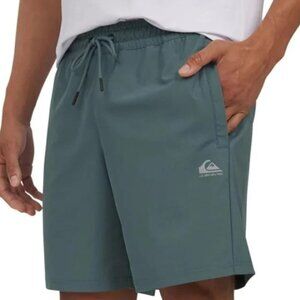 NWOT Quiksilver Men's L Polyester Active Shorts